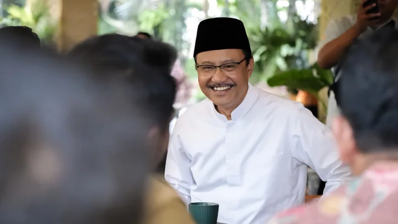 Mensos Gus Ipul: Bantuan HP Gratis Diprioritaskan bagi Warga yang Belum Memiliki