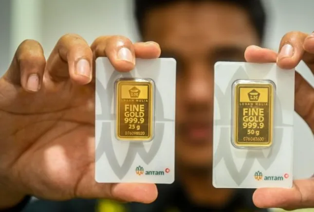 Harga Emas Antam Turun Rp10 Ribu per Gram, Buyback Ikut Melemah